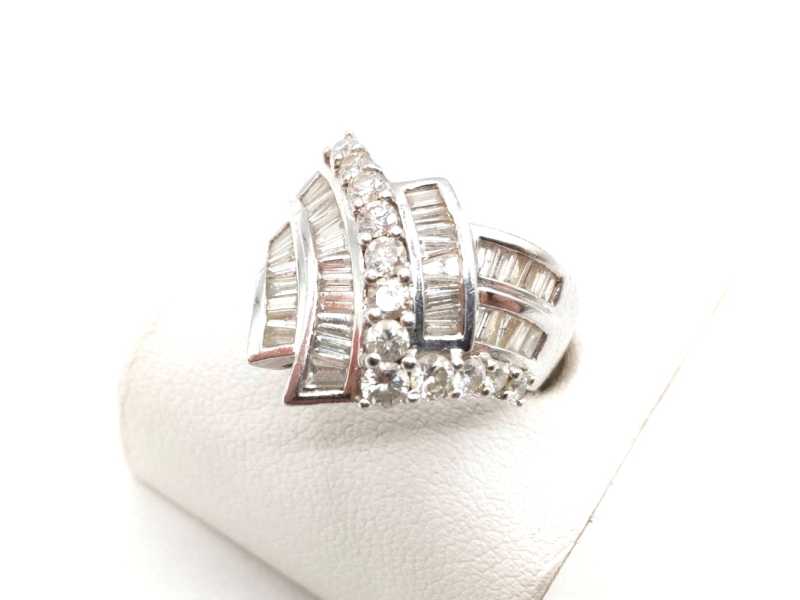 ダイヤモンド買取 リング Pt900 ダイヤ 　